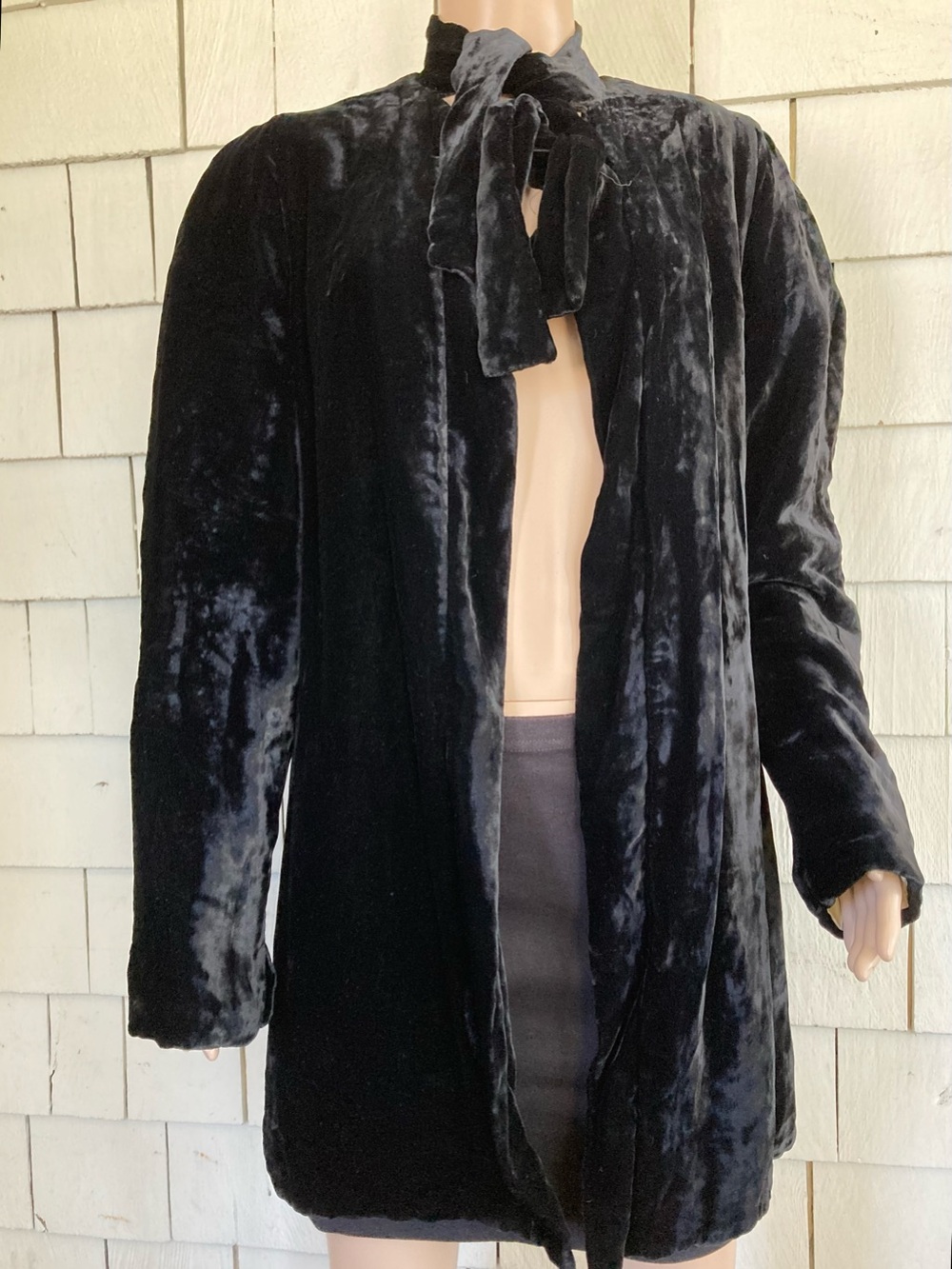 Antique Vintage Black Velvet Coat with Tie Neck Size Small